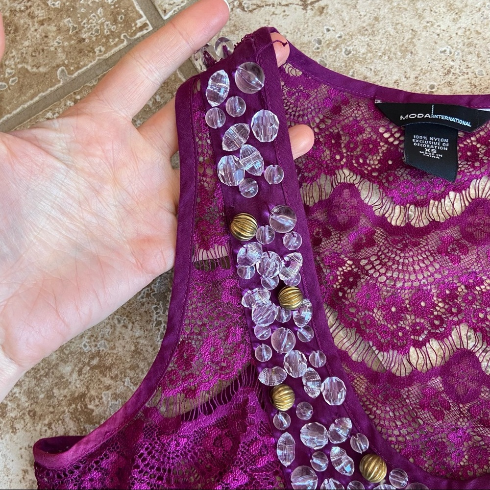 Moda International Lace Top - Picture 4 of 4